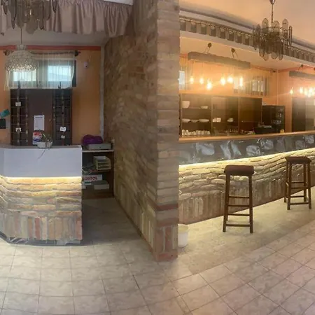 Alojamento de Acomodação e Pequeno-almoço Fenyves Ásotthalom